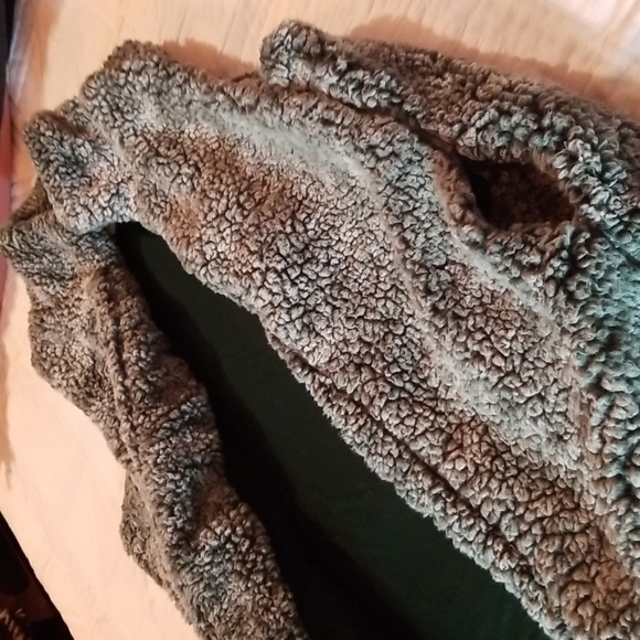 Fantastic Fawn | Faux Shearling Sherpa Vest - Picture 7 of 8